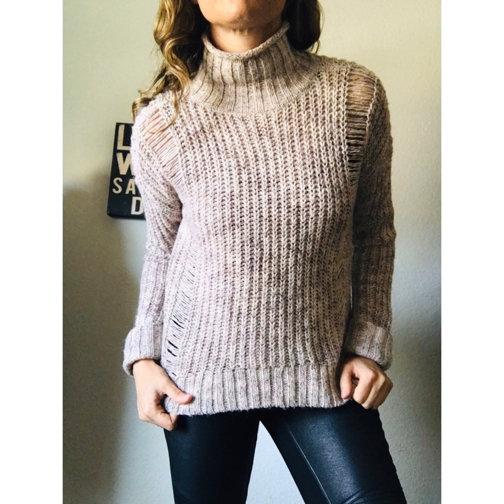 Express knit sweater size S .